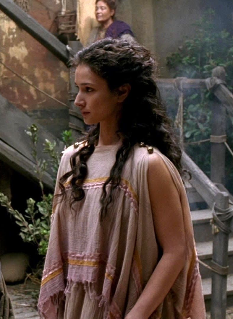 fräulein sansa 2.0 (@bakkheian) on Twitter photo 