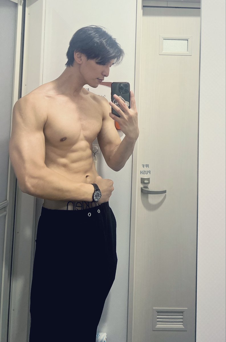 僕の体はビールでできてます🍺🔥

毎月ビールを送ってくださる
優しいフォロワー様に感謝。