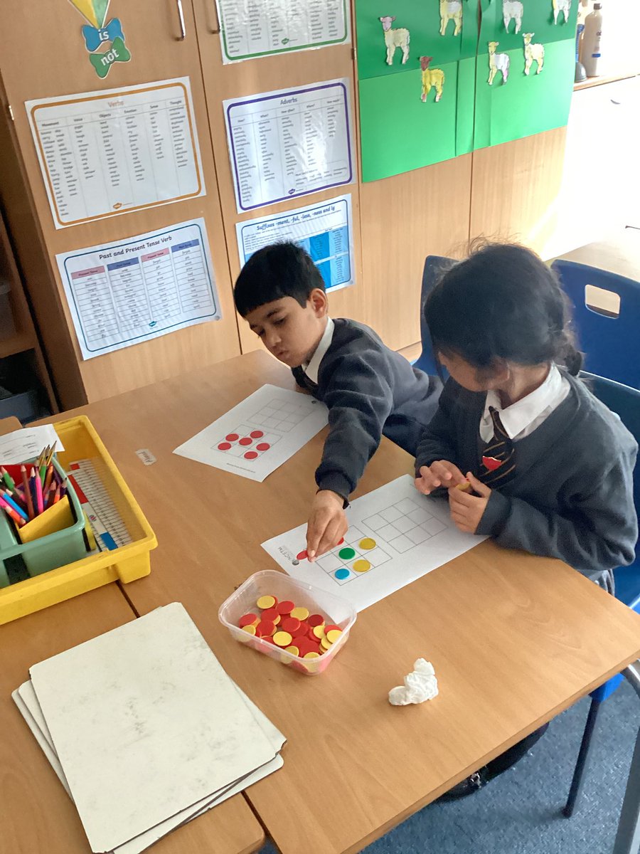 HolyFamilyYear2's tweet image. Mastery Maths this morning. Our focus is 6! 6 or not 6 🔴🔴🔴🔴🔴🔴 #MasteryMaths #MathsHFB10 #WeLoveMaths