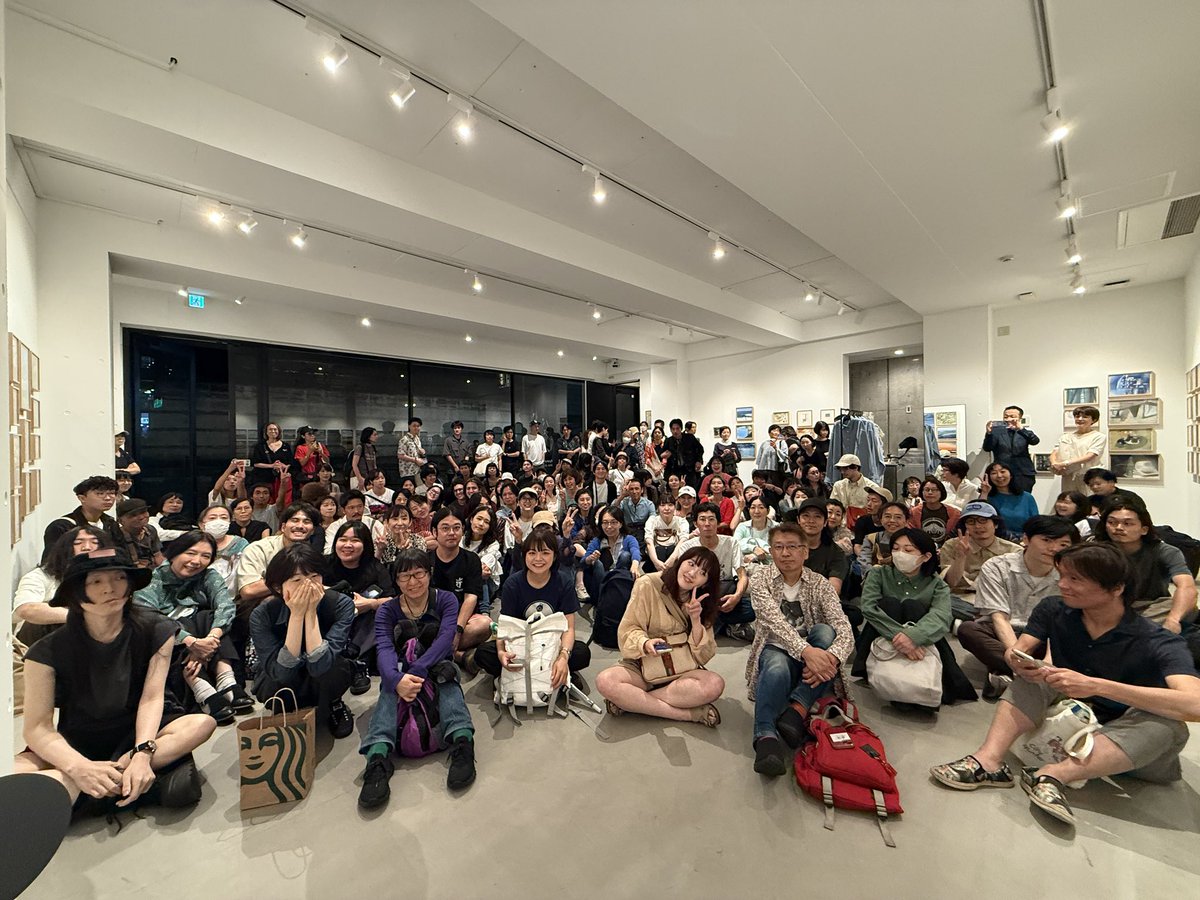 今日とんでもない数の人人人！みんなありがとう！手作り文化祭楽しかっ