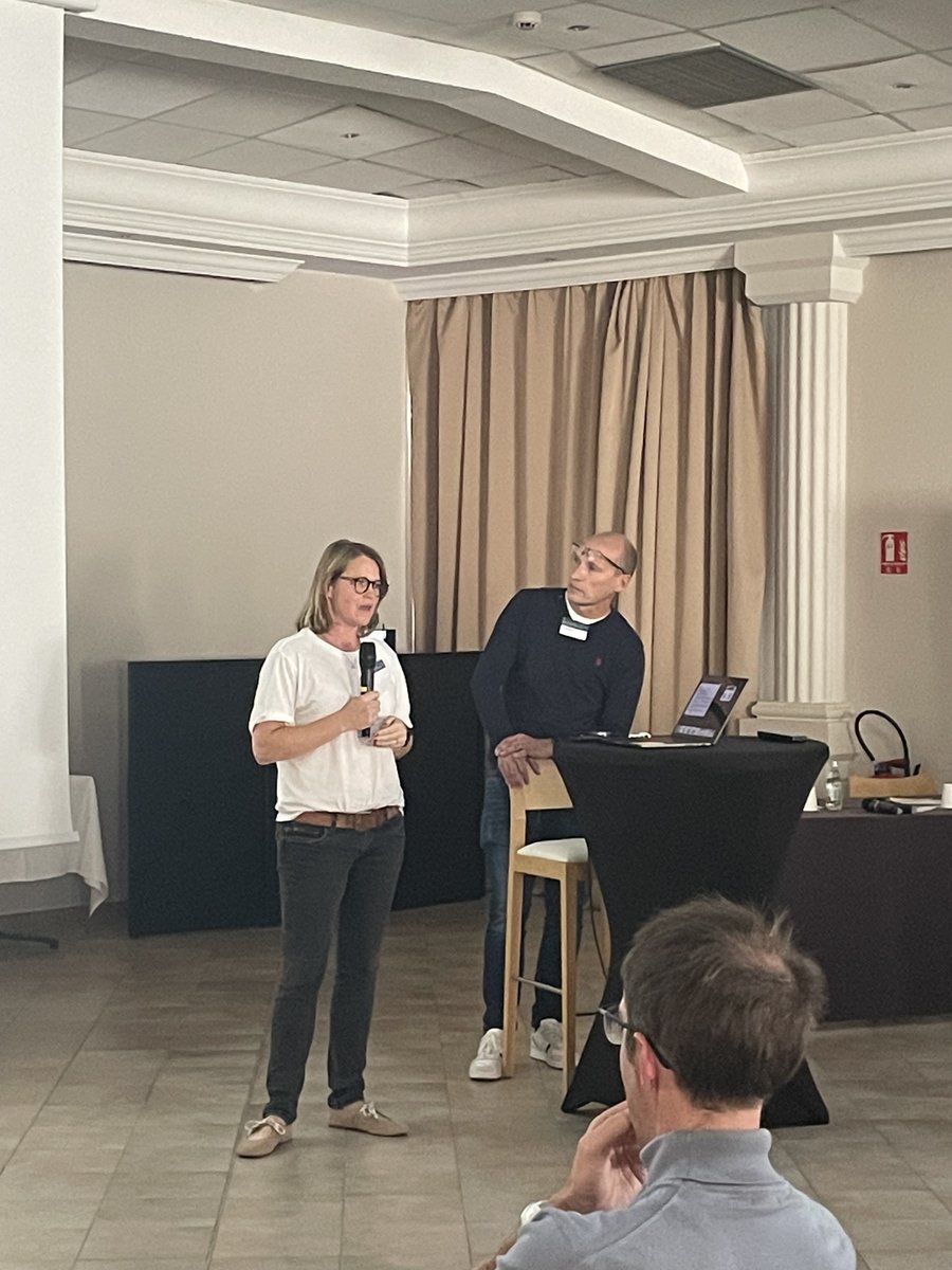 SheinerLab's tweet photo. Kick-off of #ParaFrap #EMBO conference at #LesEmbiez by the wonderful organisers @gamainbenoit and Lucy Glover who put together an exciting program about parasite biology, epidemiology and combat. https://t.co/RKiNUSiJnZ