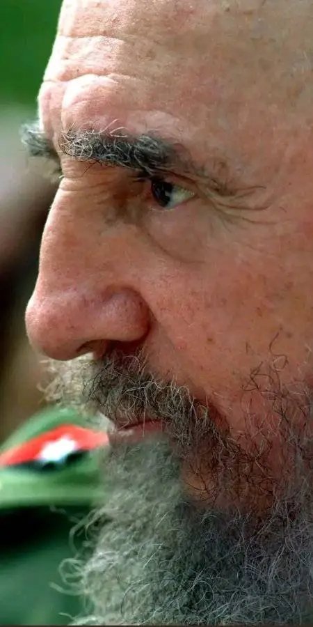 #FidelPorSiempre es un referente indispensable para quienes crean en la voluntad de los pueblos y en la capacidad de los mismos para enfrentar opresiones y agravios.
#100AñosConFidel