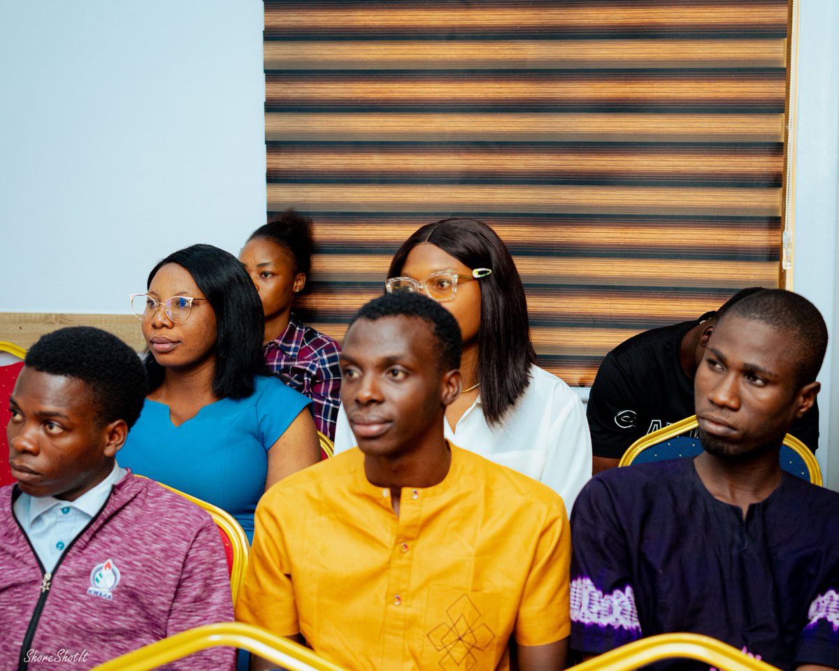 Mayovestconsul1's tweet image. Every great skill starts with the decision to begin. 

At Mayovest, we see young people take that step daily, learning, growing, and building the future through digital skills. 

Stay consistent. Stay curious. Keep building. 🚀

#MotivationMonday #TechWithMayovest #DigitalSkills