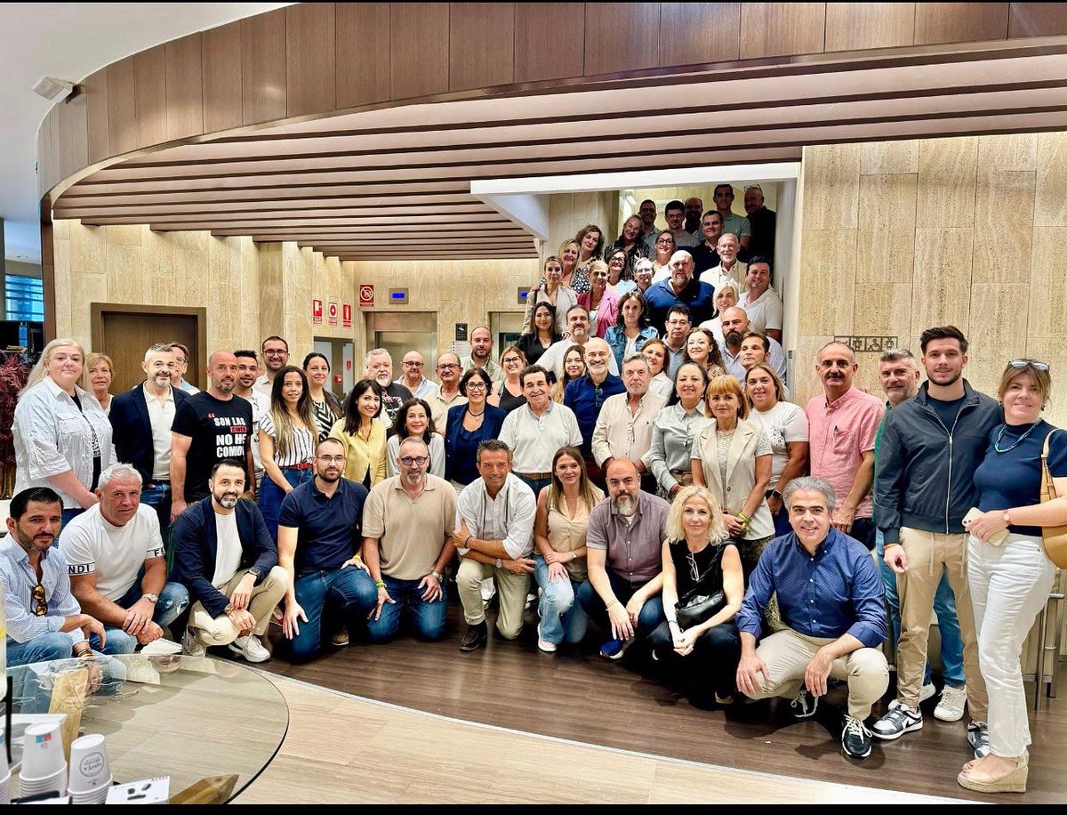 Primer curso de presupuestos, para concejales de la provincia, convocado por VOX diputación en colaboración con el Comité Ejecutivo Provincial.
Todo un éxito!!! Esperamos la celebración de la segunda edición. 🇪🇸💚