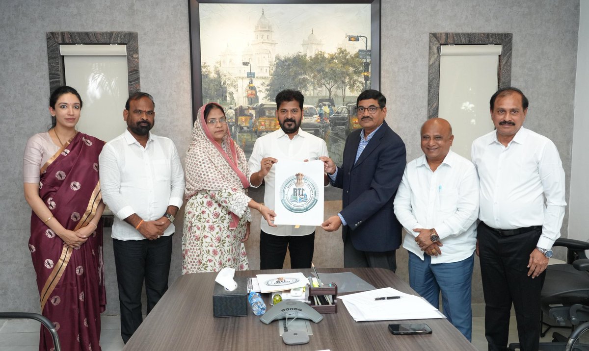 pvsrinivasarao (@pvsrinivasarao3) on Twitter photo Today, <a href="/TelanganaCMO/">Telangana CMO</a> Chief Minister <a href="/revanth_anumula/">Revanth Reddy</a> unveiled the logo of the <a href="/RTI/">Radio Tatras Int.</a> act state of Telangana. Today, <a href="/TelanganaCMO/">Telangana CMO</a> Chief Minister <a href="/revanth_anumula/">Revanth Reddy</a> unveiled the logo of the <a href="/RTI/">Radio Tatras Int.</a> act state of Telangana.
