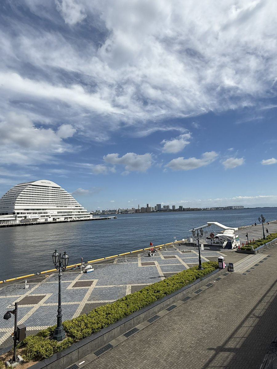 久しぶり、べこべ
神戸ポートタワー
メリケンパーク
坂手港、行きのフェリーが停泊しており
乗って行こうかと思いました😊