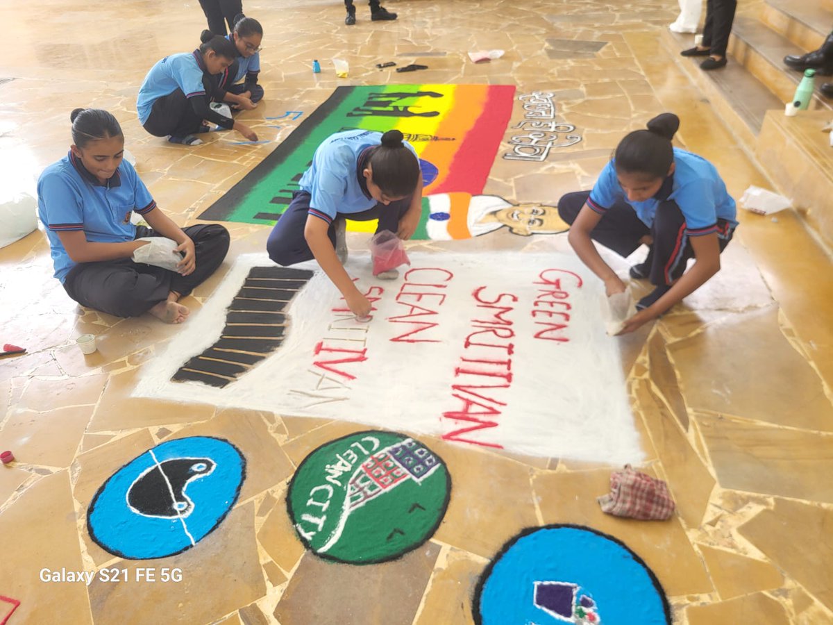 HQ_DG_NCC's tweet image. Under #SpecialCampaign5.0, NCC carried out cleanliness drives at 106 locations pan India, ensuring cleaner offices and surroundings.
#SwachhataHiSeva2025 #SwachhBharatMission #SwachhBharatAbhiyan @SethSanjayMP @SpokespersonMoD @adgpi @IAF_MCC @indiannavy