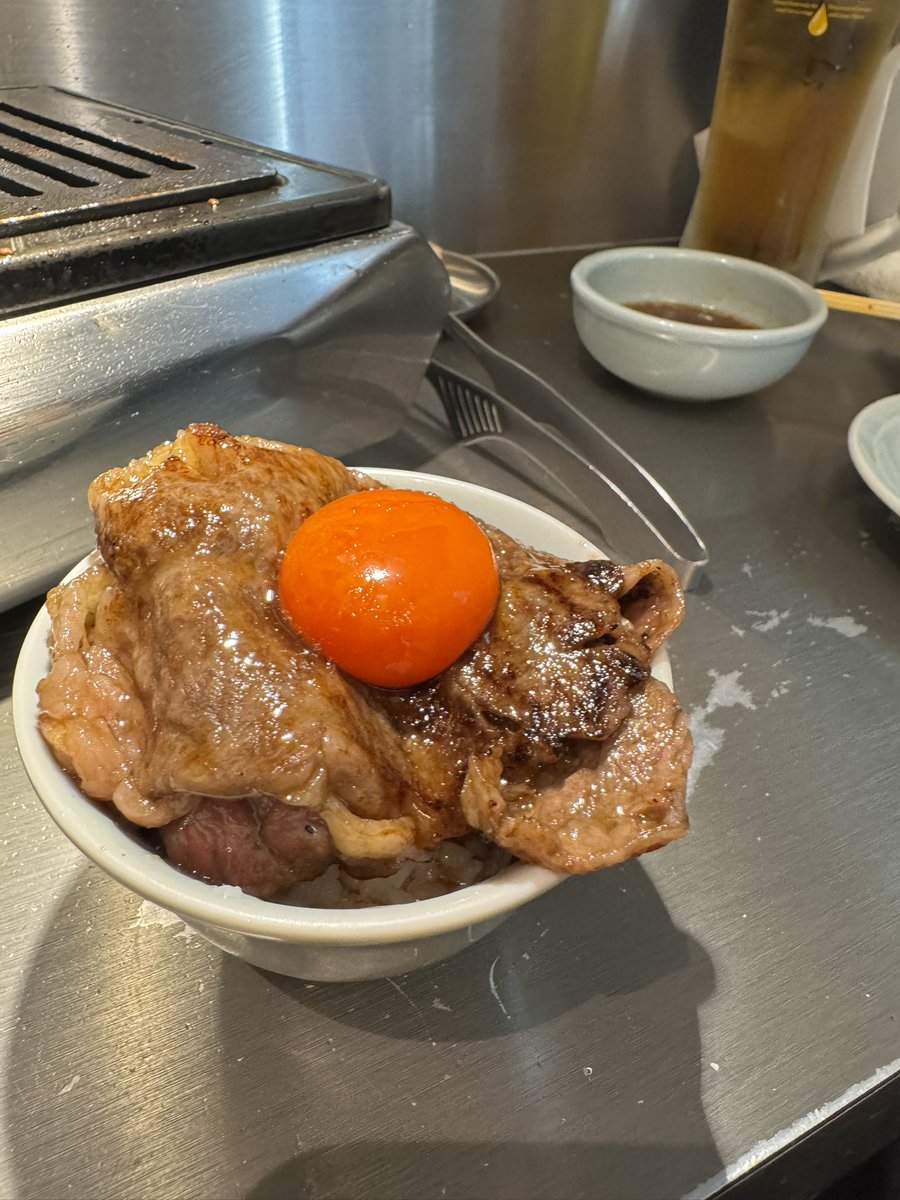 koziro777's tweet photo. 何事も『縁』を大切にしとけば、必ず良い方向に物事は進む。ただし『縁』をないがしらにしたら縁は簡単に切れるだけですね

🎌昭和100年10月6日(月)🎌

肉🥩

🖼️メンヘラの壁・21:00〜

🗝️鍵垢・22:00〜

👻絶望の壁・20:00〜

👕魔法企画・14:00〜

《アパレル通販》
https://t.co/mah4rDRfIv https://t.co/C48LquKIjM