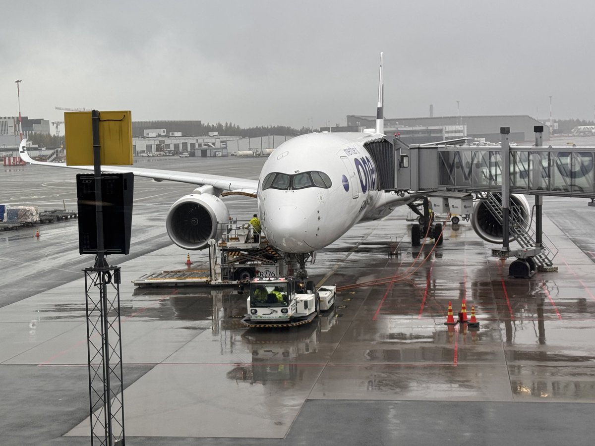 Tänään hyvässä kyydissä. #zorro <a href="/Finnair/">Finnair</a>