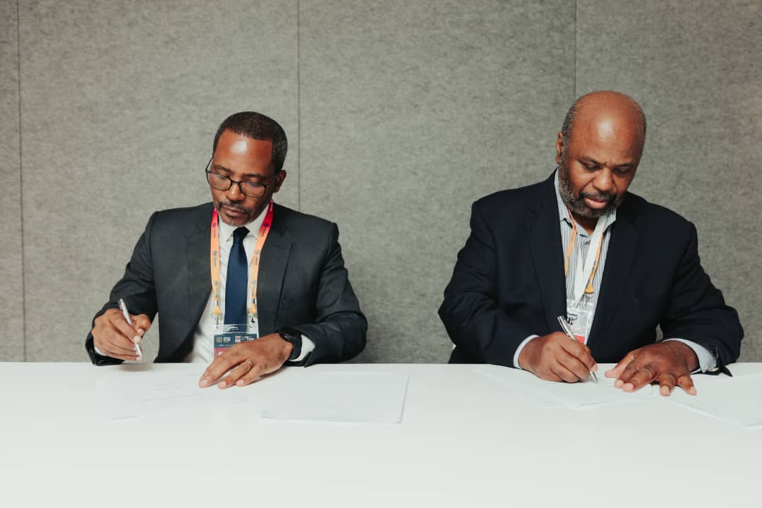 GabrielObiang's tweet photo. During #AEW25 in Cape Town, #BiokoConsulting, led by GMOL signed two key collaboration agreements — with EMA Ltd, chaired by H.E. Amin Adam 🇬🇭, and Kearney Africa LLC, led by Jude Kearney 🇺🇸.
Together, we strengthen the bridge 🇬🇶–🇬🇭–🇺🇸 in energy, finance, and legal cooperation. https://t.co/4hQnb9EHg1