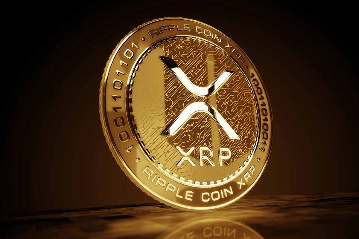🗓️ ملخص الأسبوع الماضي – XRP

1.ارتد XRP فوق مستوى 3.00$ بدعم من زخم شرائي قوي.
2.واجه رفضًا متكررًا عند 3.07$ نتيجة ضغط بيعي من المحافظ الكبيرة.
3.المحللون توقعوا اختراقًا صاعدًا محتملًا في حال تجاوز 3.12$، بأهداف تصل إلى 3.95$ أو أكثر.
4.ظهور نمط رأس وكتفين في بعض الرسوم