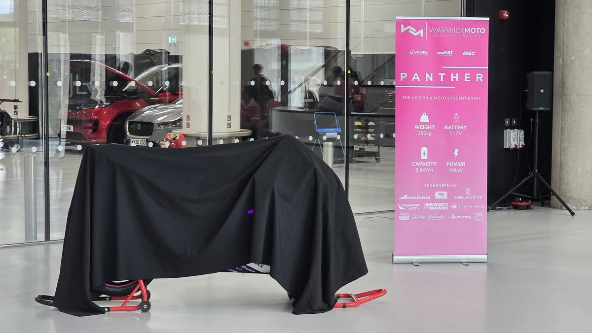 ScarbsTech's tweet image. Something a bit different this morning...
@MotoStudent @WarwickMoto 
#BIKEtech #EVtech