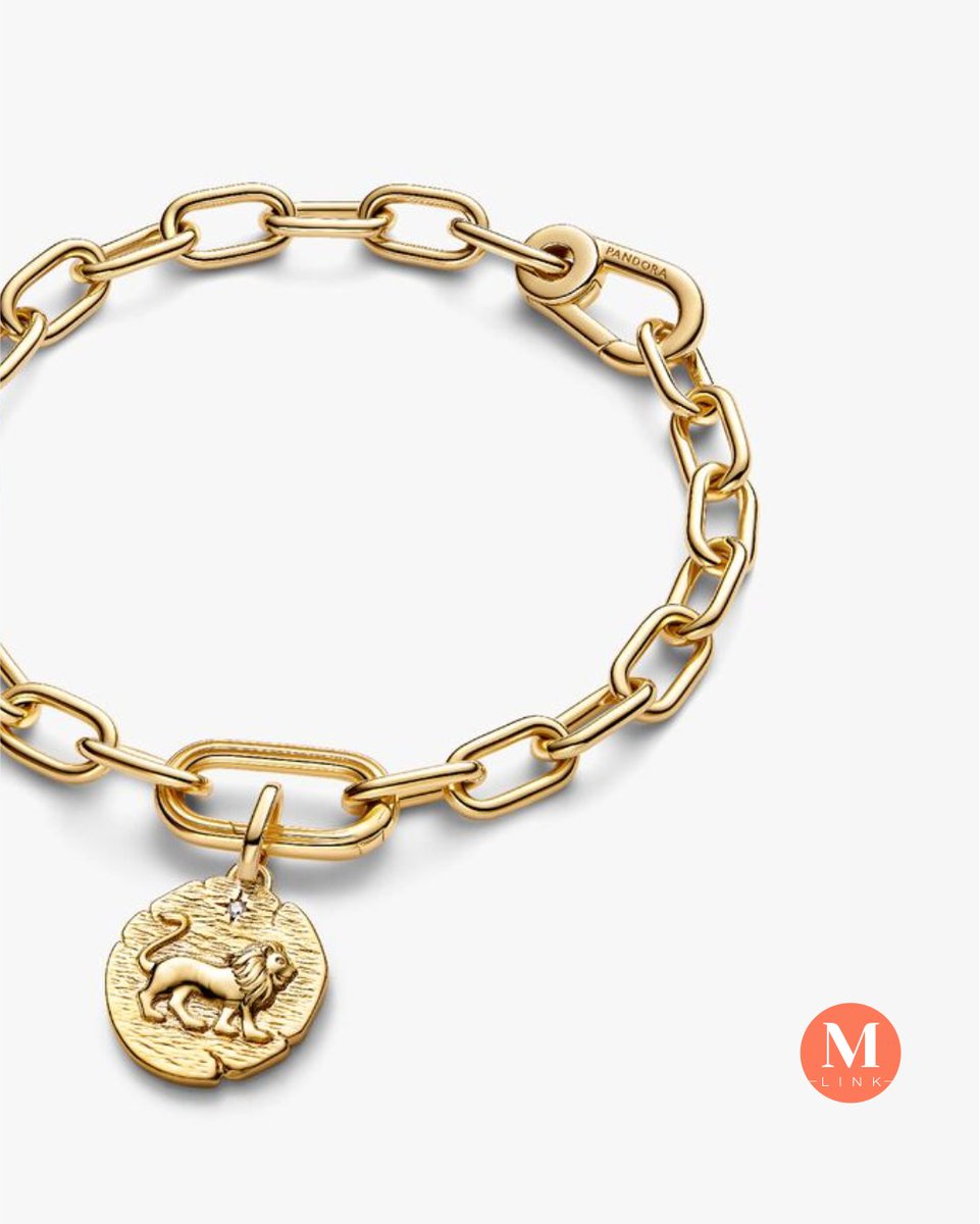 marcolinolink's tweet image. Arrojada por natureza. Corajosa por opção. Este medalhão revestido a ouro 14k apresenta um motivo de leão com inspiração vintage à frente e sabedoria latina atrás - &quot;VITA VERITAS VIRTUS&quot; ou &quot;VIDA VERDADE VIRTUDE&quot;.

#Pandora #signos #marcolinolink