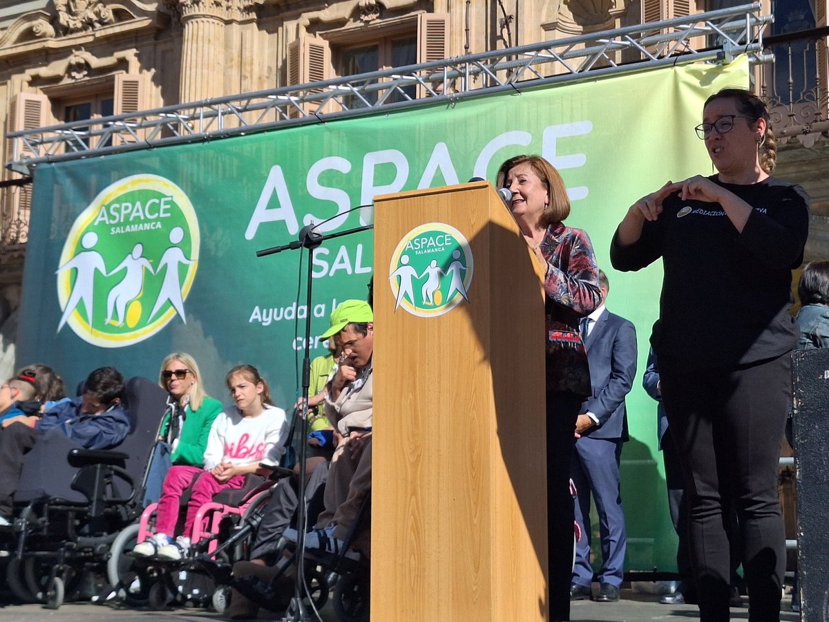 <a href="/Rosamlalonso/">Rosa M. Lopez Alonso</a> ha asistido en la Plaza Mayor de #Salamanca al acto del Día Mundial de la Parálisis  Cerebral, organizada por <a href="/AspaceSalamanca/">ASPACE Salamanca</a> 

Asociaciones e instituciones públicas abogan por seguir luchando para cubrir las grandes necesidades de apoyo de estas personas