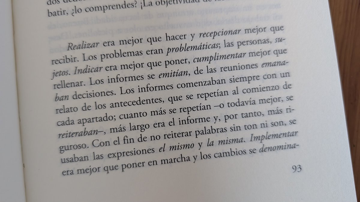 sistema_arText's tweet photo. 📚 Por fin hemos leído "Oposición" (@AnagramaEditor), de la gran #SaraMesa, y hemos saltado de la silla al leer este fragmento... ¡Qué necesario es el #LenguajeClaro en la #AdministraciónPública! Seguiremos remando para avanzar en este ámbito tan importante para la ciudadanía. 💪 https://t.co/nmrjmNmpai