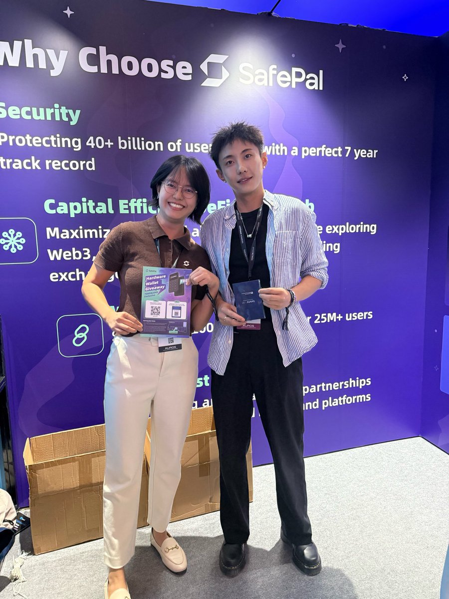 jesseBitget's tweet image. 那是实习生来时的路 

@iSafePal  @SafePalCN

感恩 Veronica @V_SafePalCN Harry 还有小伙伴们一路的照顾

Safepal U 卡还是很方便，实习生的推特蓝 V、Telegram会员都是用这张卡付的，充值手续费都会返还，目前非常好用的U卡

老师们注册防身一下

@binance @binancezh @cz_binance @heyibinance