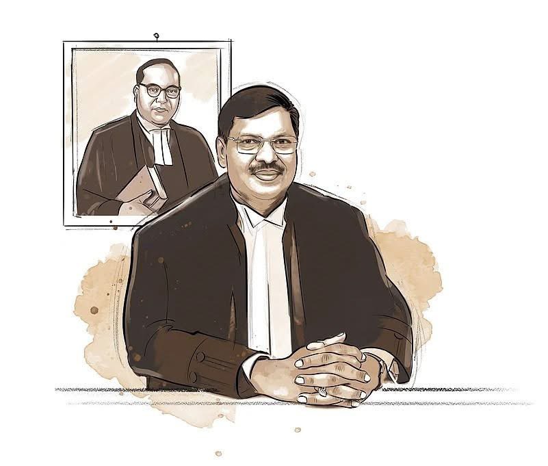 “स्वातंत्र्यानंतर काहीही बदललेलं नाही.”

१२ डिसेंबर १९४९ रोजी RSS ने रामलीला मैदानावर अंत्ययात्रा काढली आणि डॉ. बाबासाहेब आंबेडकरांना “हिंदूविरोधी” ठरवलं.

आज, त्याच विचारसरणीचे लोक दलित समुदायातून आलेल्या भारताच्या सरन्यायाधीशांवर बूट फेकतात आणि त्यांनाही “हिंदूविरोधी” म्हणतात.