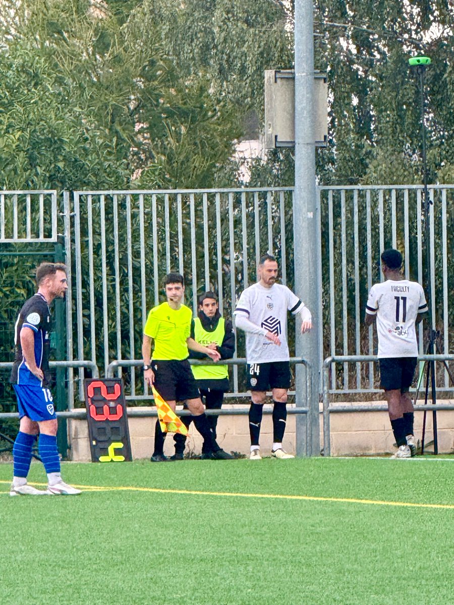 Gran victoria ayer ante un gran rival, gracias al gol de Kevin Calle en la segunda parte 

Sani 1️⃣-0️⃣ lagun onak 

Destacar los buenos minutos por segundo partido consecutivo de Mikel Bueno, tras una larga lesión que le ha tenido alejado más de 1 año de los terrenos de juego 🙌🏻