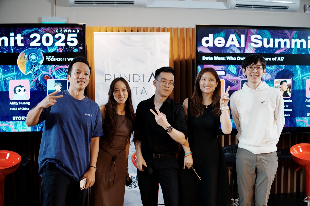 Zac_Pundi's tweet image. @token2049 SG Recap: 

First, I want to thank this badass crew for being part of the deAI summit:
@flock_io @irys_xyz @tiffanylai_ @StoryProtocol @Magicorn_ @numbersprotoco @Gata_xyz @Chain_GPT @shefiorg @Atok_App @elfa_ai @cookiedotfun @tgbeings plus the @PundiAI team that made…