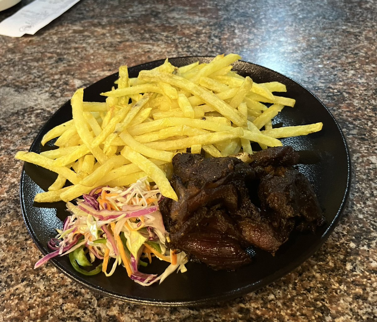 GillianNahwera's tweet photo. 🔥Crispy fries + juicy goat = the ultimate duo you didn’t know you needed☺️
…
Order from @AuleCafe256 
0773 850797
0700 882080
0775 129193
 
📍Naalya Total 2nd Floor
Opposite Quality Supermarket https://t.co/Tp0RYpMRMA