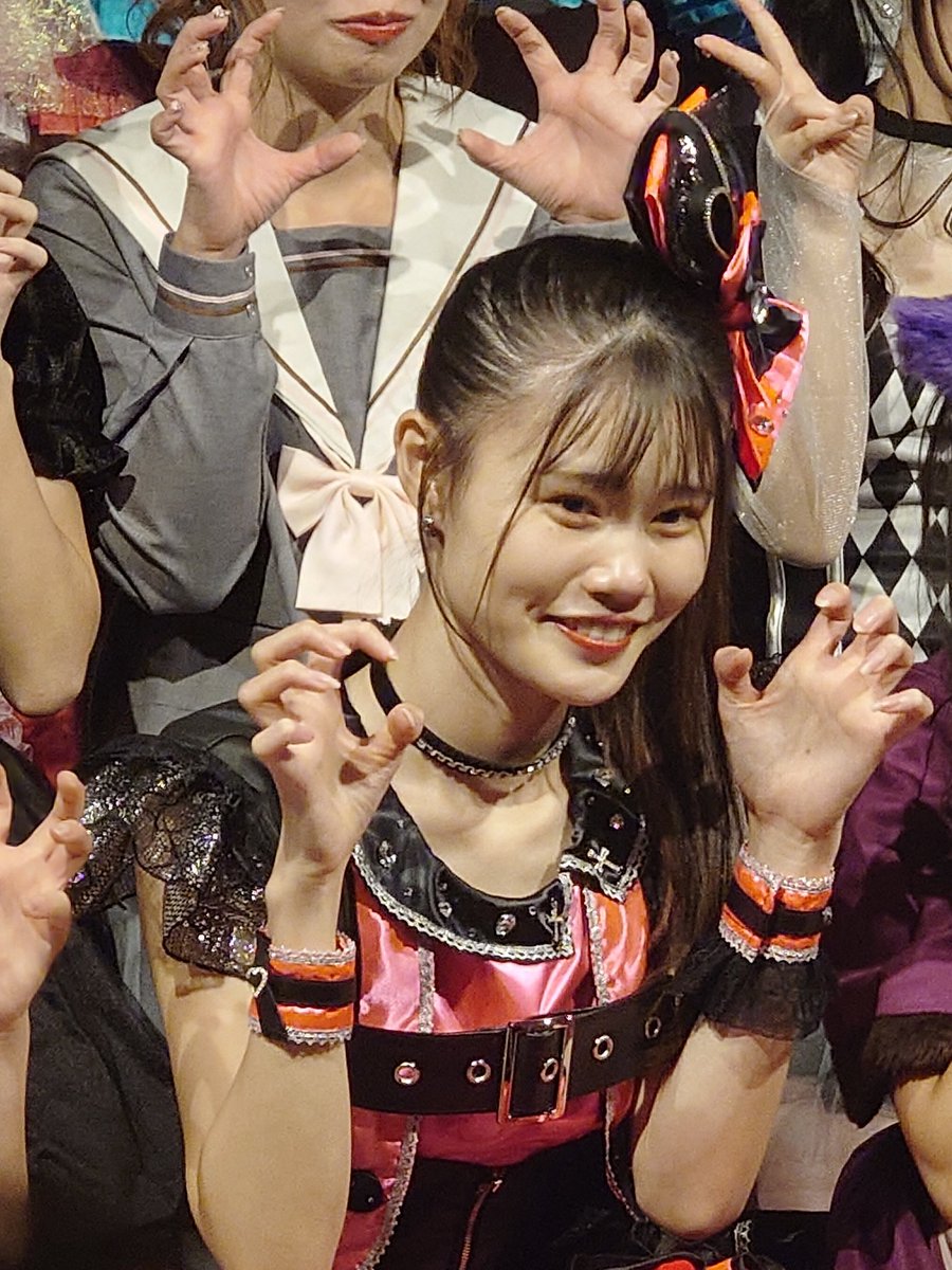 hideki4972's tweet photo. IDOL fashion fesに行ってきました😊
２か月ぶりの推し活です😁
mioちゃんの衣装、どちらも可愛く似合ってました🥰
#mio #mio130  #IDOL_fashion_fes https://t.co/yUE7Fa5Bks
