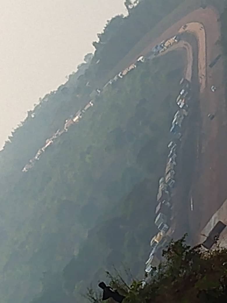 yamalweah's tweet image. Serikali ya Tanzania tafadhali isikilize kilio cha madereva wanaotumia barabara ya Nyakanaz–Rusum. Hali ya barabar ni mbaya sana, magari yanaharibika na mizigo inachelewa kufika.Tunaiomba serikali ichukue hatua haraka kabla hali haijawa mbaya zaidi. 🚛🇹🇿 #SaveDrivers #Tanzania