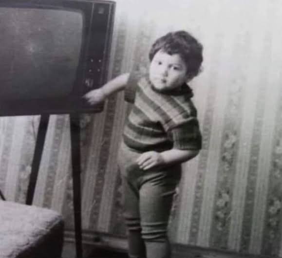 ucurdum_'s tweet photo. @KnightClawk “i’m” the most nostalgic remote https://t.co/JZAKUV7no8