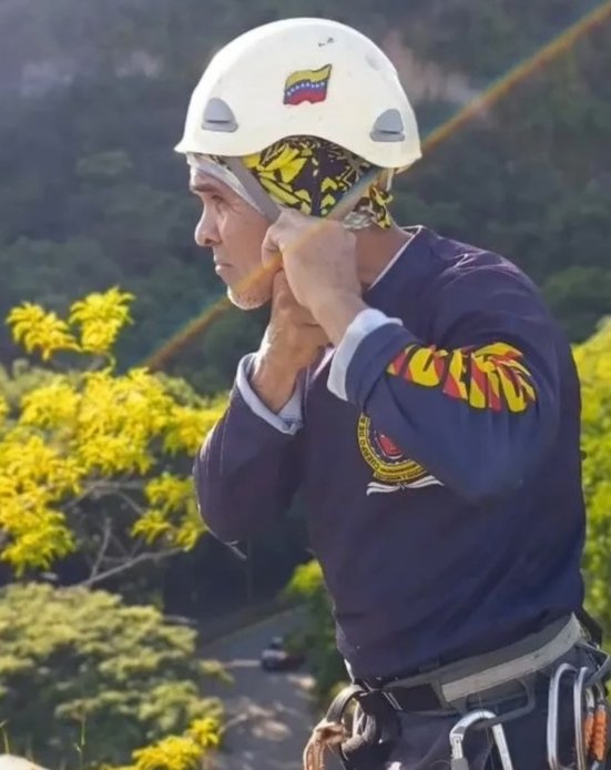 06/10/2025
Personal Permanente, Voluntario, Brigada Infantil y Juvenil del Cuerpo de Bomberos de la Universidad de Carabobo, felicita al Primer Teniente (B) Lcdo. Abimael Martinez, con motivo de su cumpleaños

<a href="/bomberuc/">Bomberos de la Universidad de Carabobo</a> 
Disciplina, Estudio, Abnegación