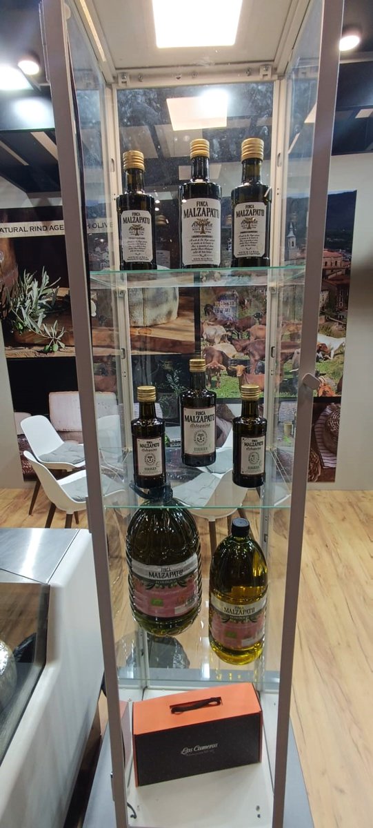 Nuestros compañeros de Exportación🌎 se encuentran en Anuga, una de las ferias más importantes del mundo para el sector de la alimentación y bebidas, que se celebra cada dos años en Colonia (Alemania).

¿Os gusta nuestro stand? 🙌🥰

#anuga2025 #anuga #alemania #feriaalimentaria