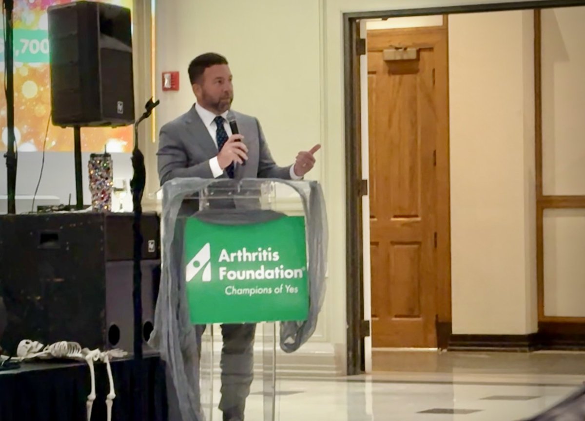 Thank you to the Arthritis Foundation for recognizing our team’s contributions to injury prevention and arthritis prevention. Female high school athletes have a 7-8x higher risk of ACL injury than their male counterparts, and up to half of people with ACL tears go on to develop