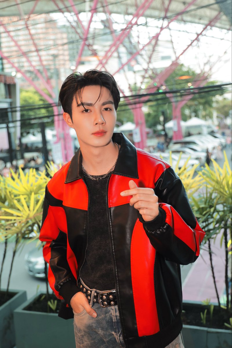 その他 SUPERSUN ZeePruk OversizeTee ZeeNuNew その他 SUPERSUN ZeePruk OversizeTee ZeeNuNew There are the