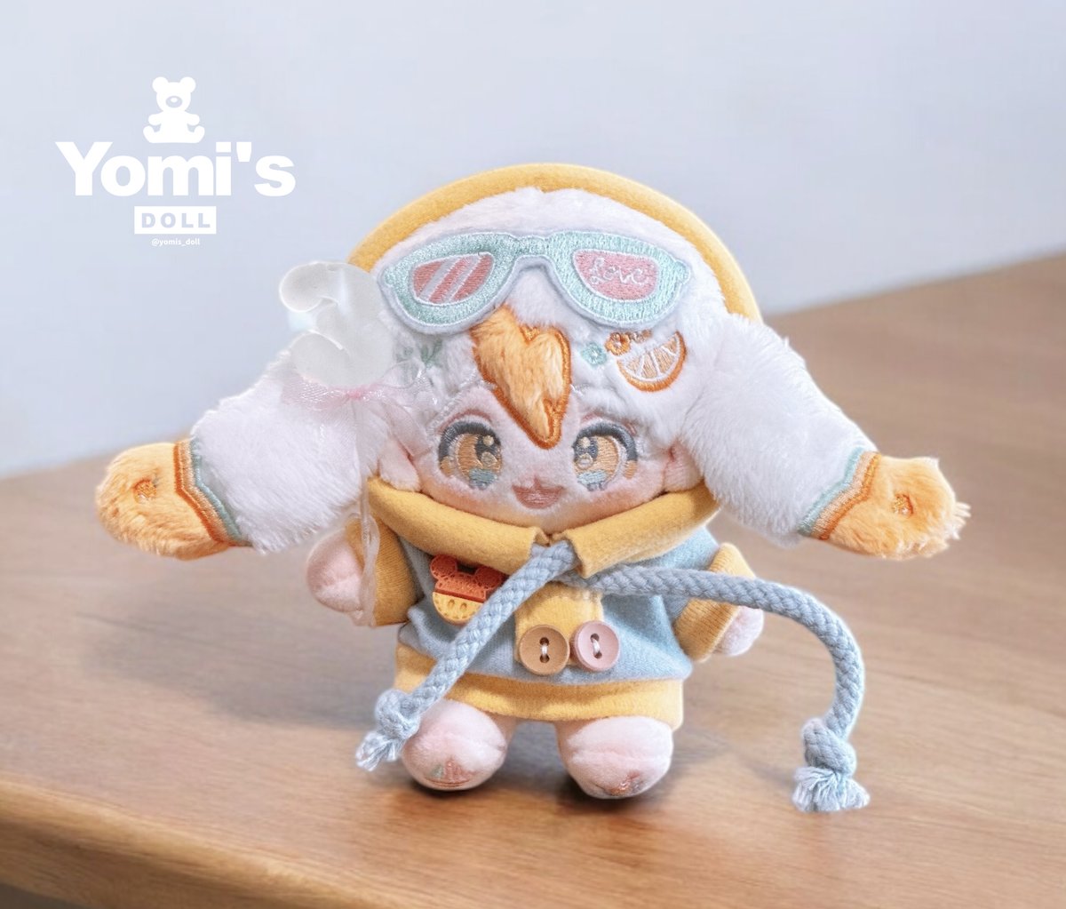 #yomis_doll
10cm&amp;20cm「ラパンス(Lapinces)」の一次サンプルが到着しました！
頒布の詳細について工場と相談していきます🏖🍹
