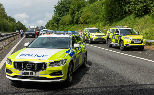 We're appealing for dashcam footage and witnesses following a collision on the M20 near #Folkestone on Tuesday 30 September. A heavy goods vehicle and black BMW were involved in the incident on the London-bound stretch of the motorway.
Read more: kentepi.mpw.cds.co.uk/news/kent/late…