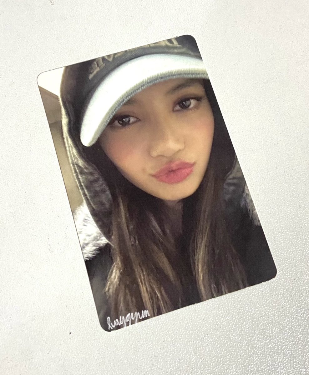 luvygyum's tweet photo. 🦢  ꔛ  ꒰ wts ifb ph ꒱

—   LISA 0327 vol 4 pc

⤷  ₱320 , onhand
⤷  good condition
⤷  payo/dop

blackpink bp lisa jisoo jennie rosè rose bornpink lightstick 0327 photobook pc deadline alter ego rockstar ruby rosie amortage album photocard kpop bns https://t.co/ywBpYbDLPI