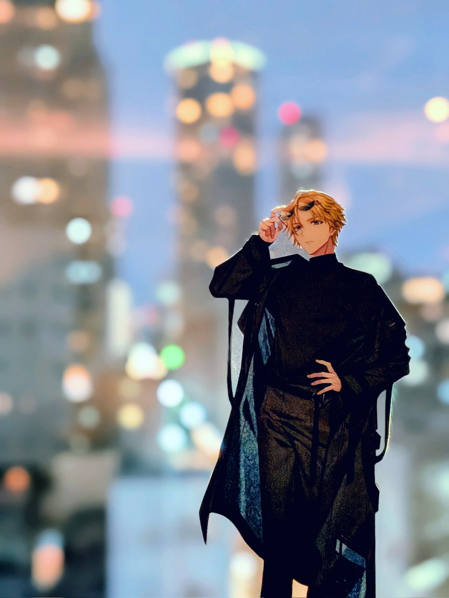 りつこ tweet media