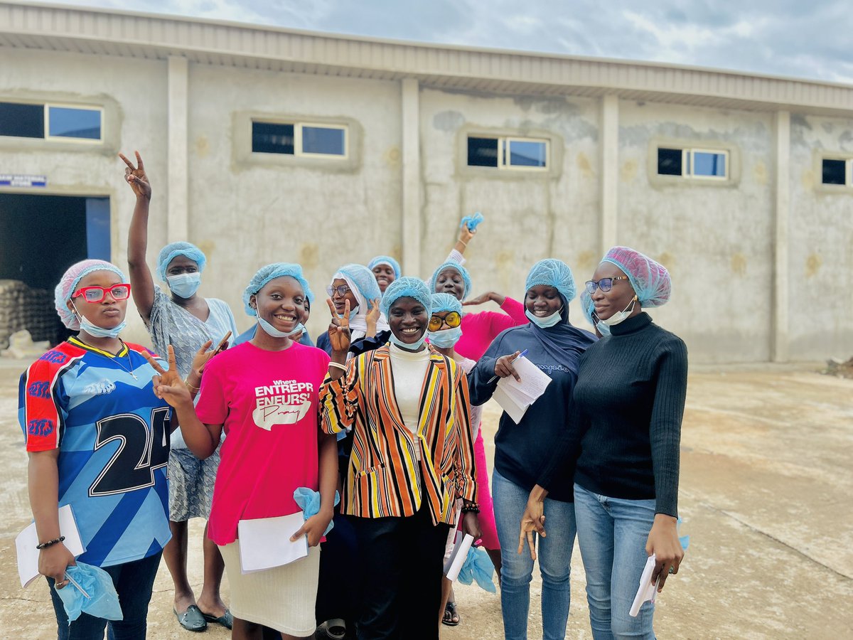 It’s Cohort 2 o’clock guys 🤩
Please retweet and share someone might need this.
This is not just a fellowship, it’s a community that builds, train and work together.

Some memories from cohort 1. We can’t wait to have the new fellows 🥳
We’re open to partnerships and support 🤲🏻