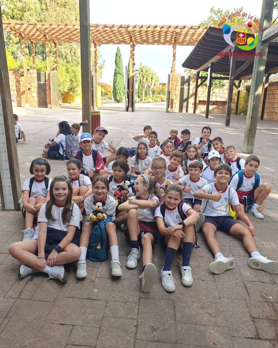 MercedariasTC's tweet image. 🚌🌿 El viernes, los alumnos de 4º de Primaria disfrutaron de una fantástica excursión a Faunia 🐧✨.
Una jornada para fortalecer la cohesión de grupo, descubrir el entorno y aprender fuera del aula de una forma viva y significativa. 🌍🤝 #ExcursionesEscolares