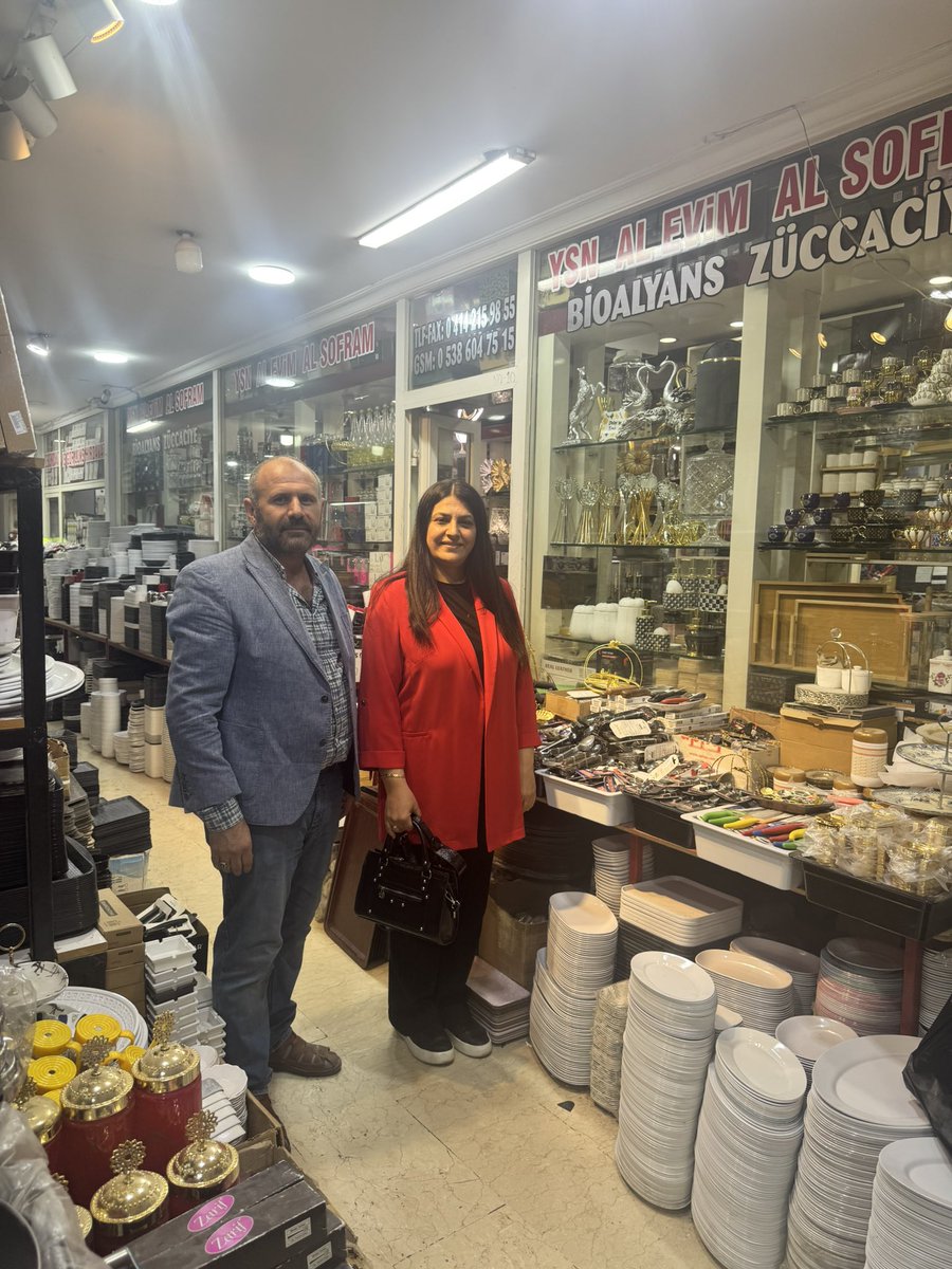 Pasaj esnafımız Yasin Al'ın daveti üzerine kendilerini ziyaret ettik.

İlgi ve alakasından ötürü teşekkür eder, bol kazançlar dilerim.

<a href="/RTErdogan/">Recep Tayyip Erdoğan</a> <a href="/EmineErdogan/">Emine Erdoğan</a> <a href="/Akparti/">AK Parti</a>