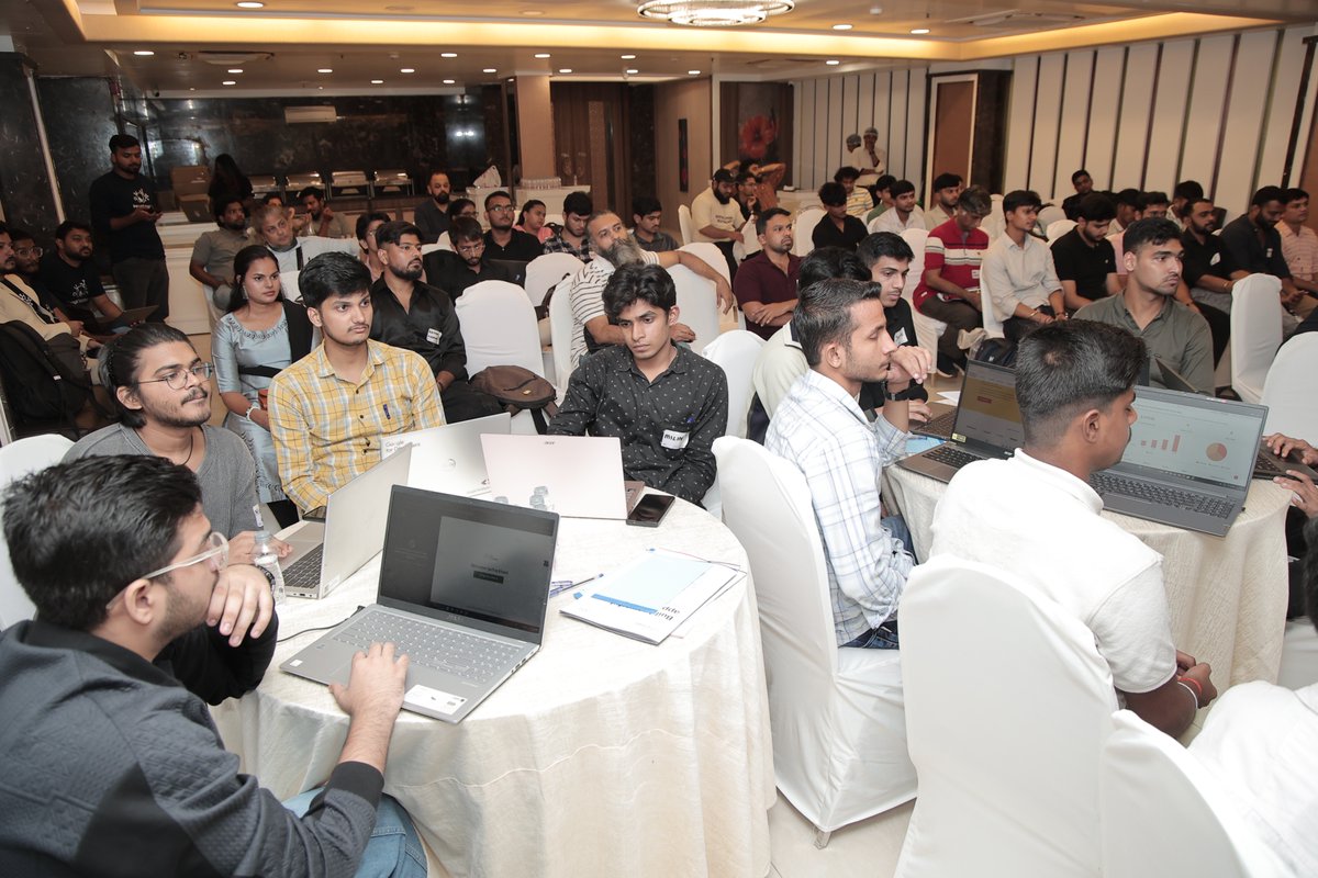 ZohoCreator's tweet image. Over 60 developers joined us in Mumbai recently for an engaging hands-on session on full-stack vs low-code development led by Jayesh from @IncquetSolution, along with Avinash. The discussion offered fresh perspectives on how developers can accelerate delivery, reduce complexity,…