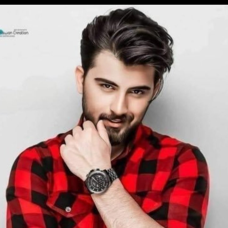 في زحام الأيام كن روحًا خفيفة لا تؤذي لا تثقل تمرّ كنسمة وتترك أثرًا كالعطر ✨