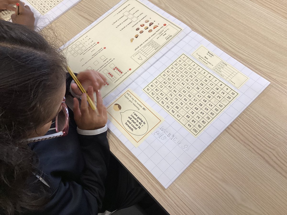 StCuthbertsPri's tweet image. Year 1 have been applying their reasoning abilities in maths today whilst using our hundred square! We explained our answers in short sentences. ✅💬 #StCuthbertsMaths