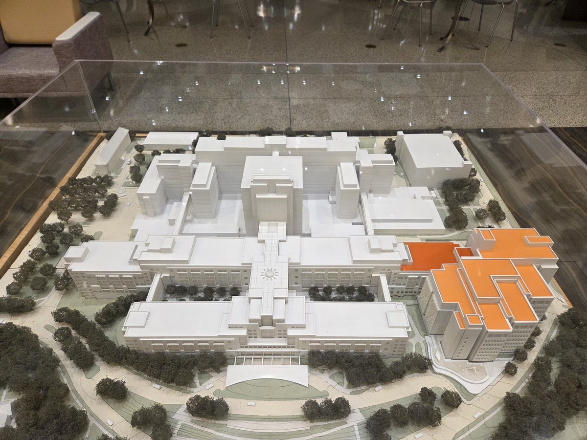 Hockey_NF_Mom's tweet image. Day 1 off and running with MRI at @theNCI
@NIH

#imwithTravis #ikNowaFighter #MoreNotLess #EndNF #clinicaltrials #ThinkShrink