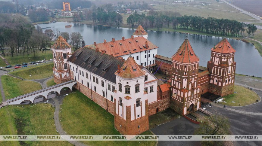 Yıl başından bu yana 181 binden fazla yabancı ziyaretçi, vizesiz rejim kapsamında #Belarus’u ziyaret etti! ✈️
3️⃣8️⃣ farklı ülkeden gelen misafirler, ülkemizin misafirperverliğini keşfediyor 🗺️
Vizesiz rejim 31 Aralık 2025 tarihine kadar uzatılmıştır
👉 is.gd/Im2FXb