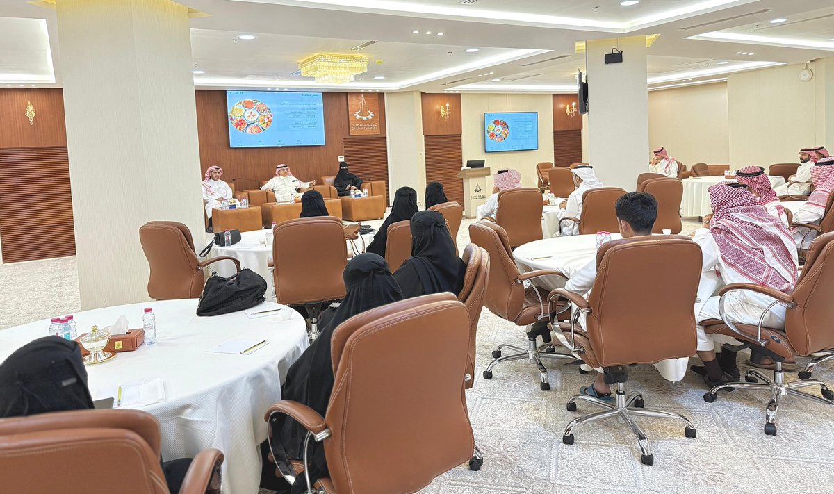 غرفة القصيم tweet media