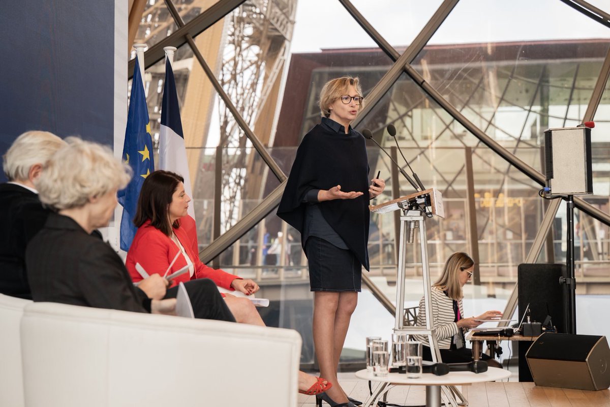 🇫🇷 Au moment de quitter mes fonctions, je ressens une profonde fierté d’avoir servi la France dans ce qu’elle a de plus universel, de plus divers et de plus solide : 𝘀𝗲𝘀 𝘁𝗲𝗿𝗿𝗶𝘁𝗼𝗶𝗿𝗲𝘀. 1/6 ⤵️