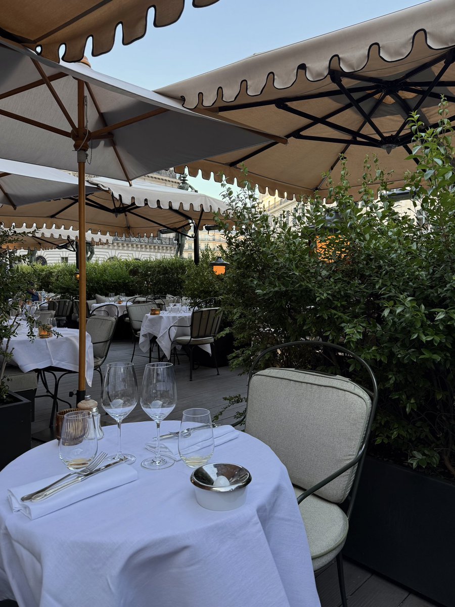 cttieu's tweet image. French Fall