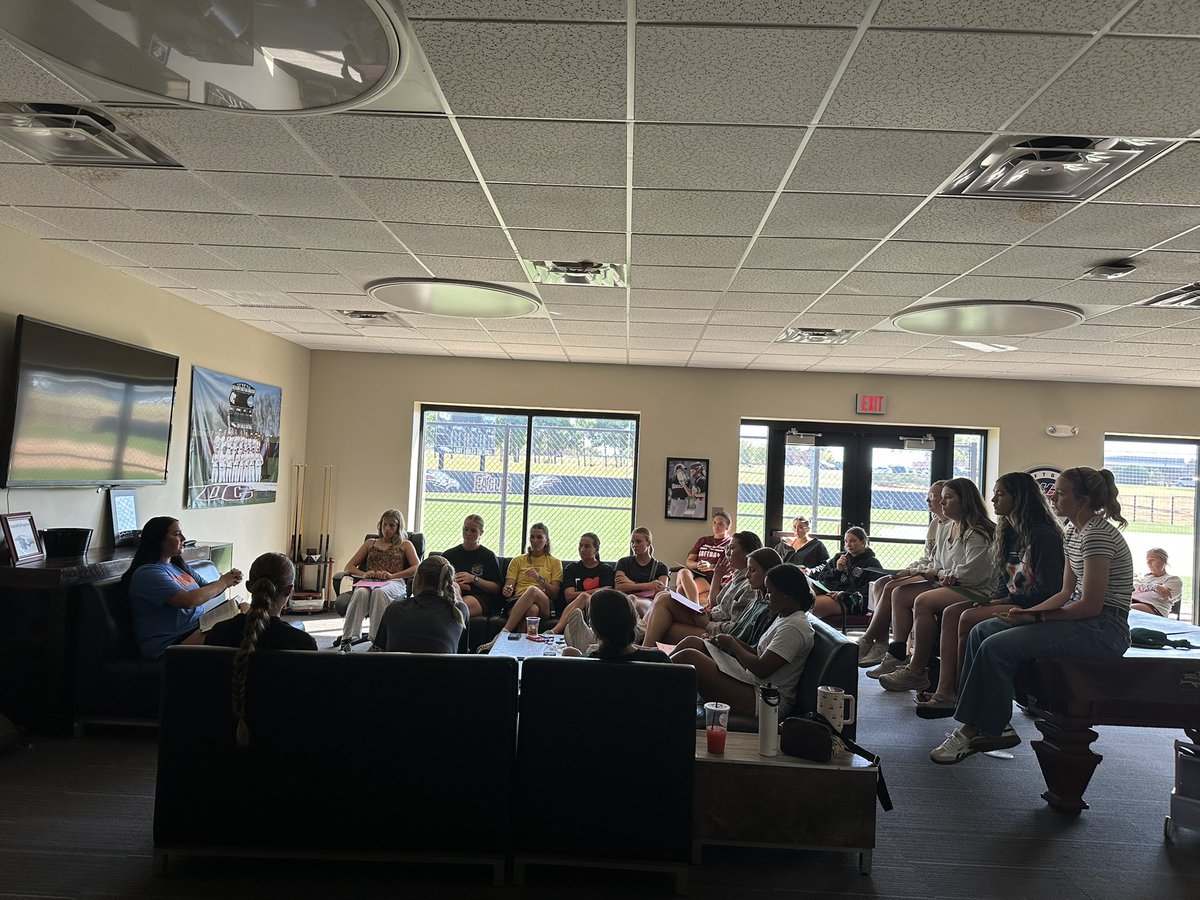 OC Softball tweet media