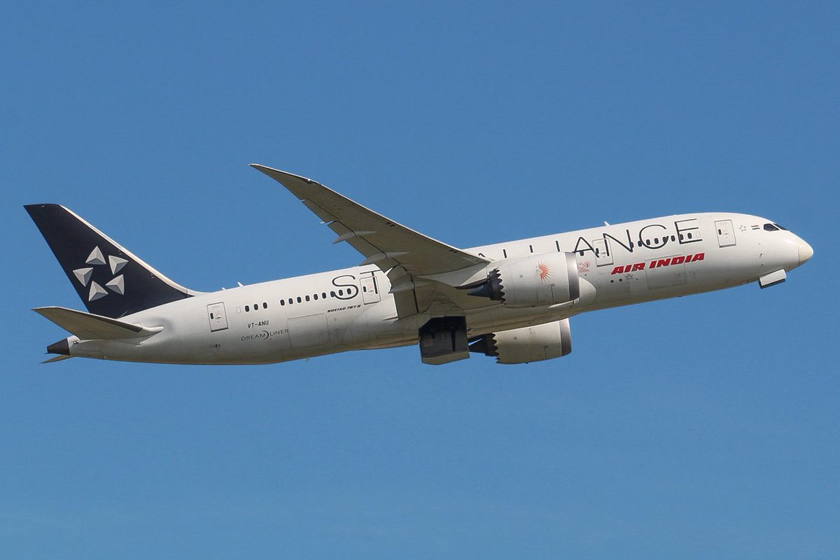 javiationuk's tweet photo. VT-ANU

Air India “Star Alliance Livery” take off from London Heathrow Airport.

Taken date - 5/5/2024

#avgeek #aviation #airindia #Boeing #boeing787 

@BoeingAirplanes 
@airindia 
@staralliance 
@HeathrowAirport https://t.co/iH3CW9uE76