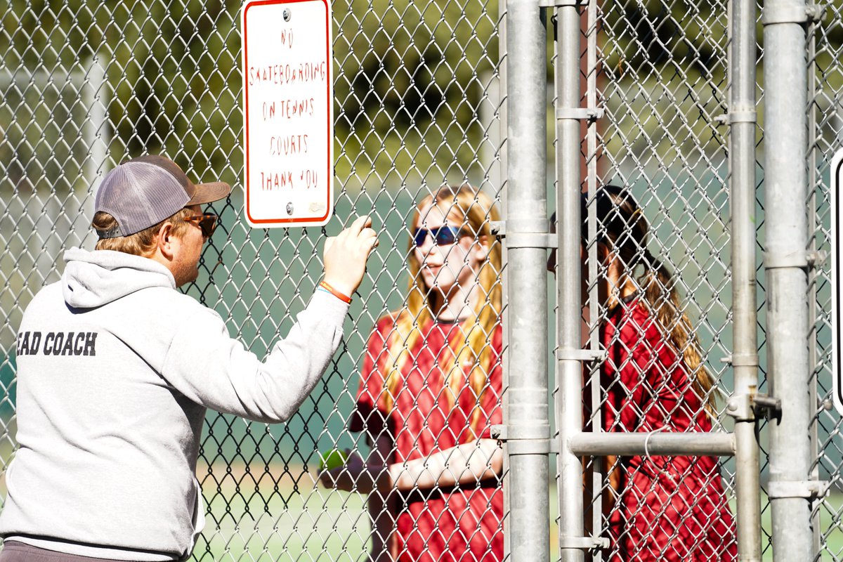 PSD_ATHLETICS's tweet photo. Happy National Coaches Day!
Today we recognize and thank all PSD coaches for their dedication and the positive impact they make on our student-athletes every day 💥
#PSDAthletics #PSDProud #TagYours https://t.co/3dTd93r4Uy