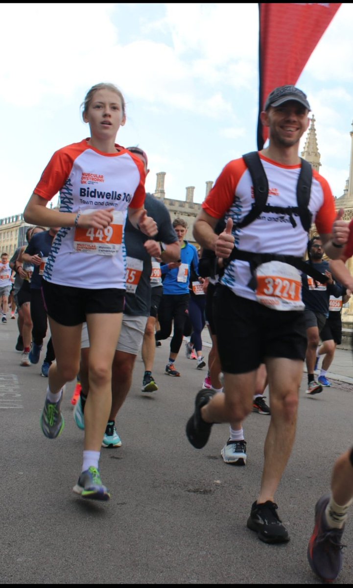 LizSennitt's tweet image. Huge thanks to the Cambridge Town &amp;amp; Gown 10k pacer who guided my daughter perfectly to the time she was aiming for yesterday. 🧡👏
Such generosity--proof that community running is about far more than just crossing the line. #TownAndGown #MuscularDystrophy #RunningCommunity